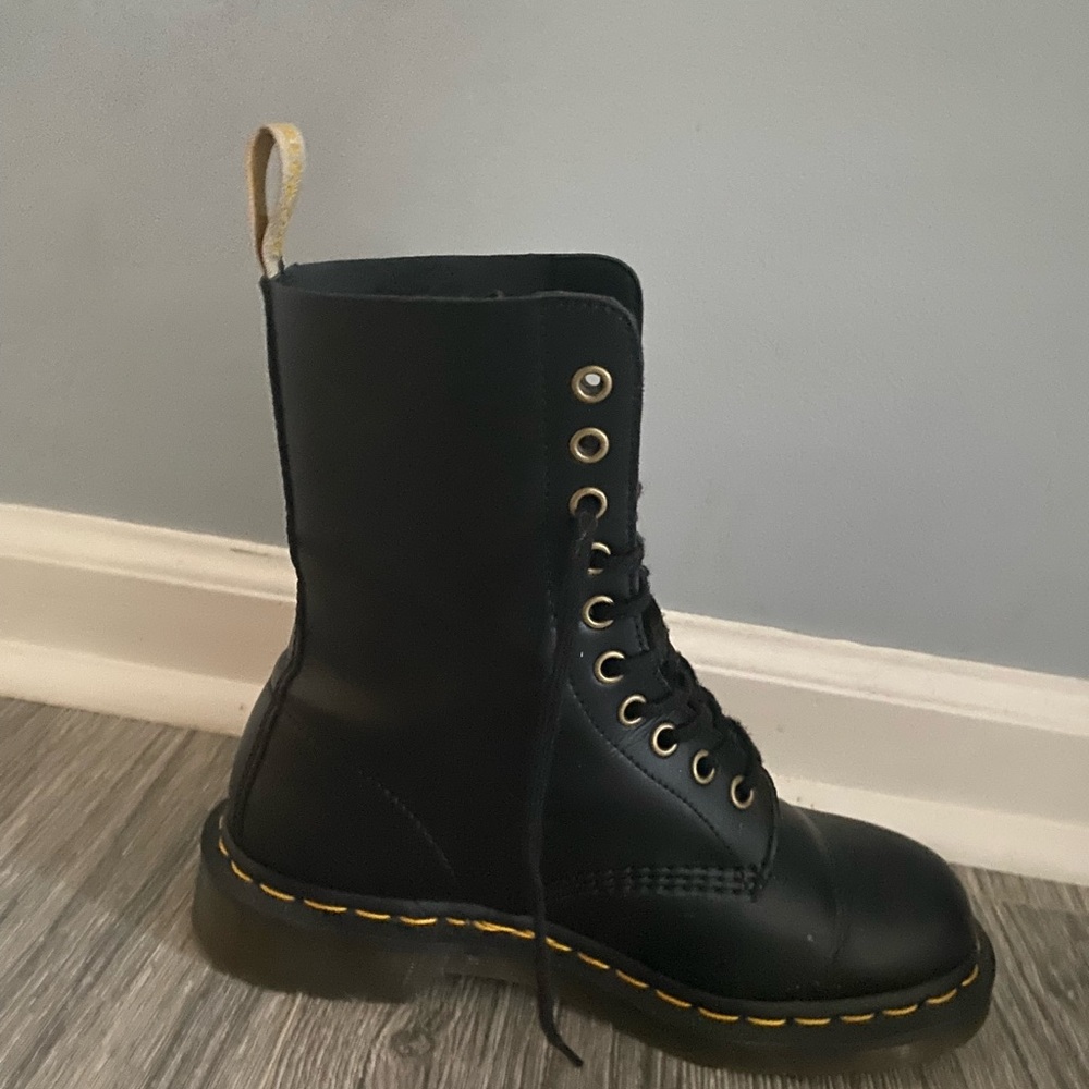 Doc Martin size 7